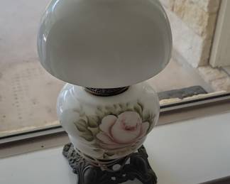 Vintage Gone With The Wind Style Hand-Painted Rose Oil Lamp with Frosted Glass Shade