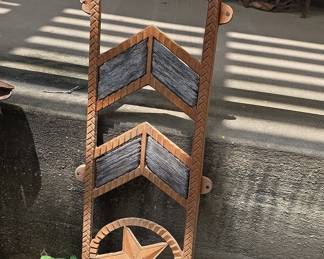 Rustic Metal and Wood Wall Decor with Chevron Pattern and Texas Star