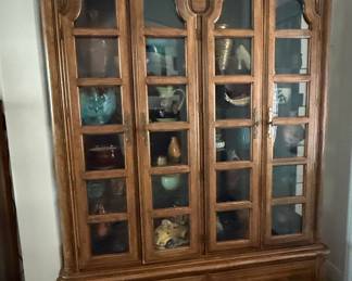 Vintage Drexel Heritage China Cabinet