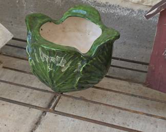 Green Cabbage Leaf Ceramic Planter