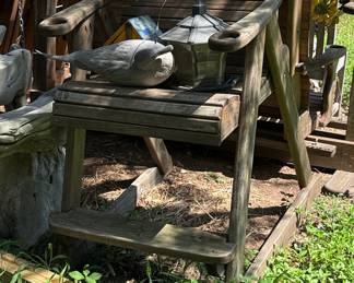 Wooden Bird Feeder Chair
