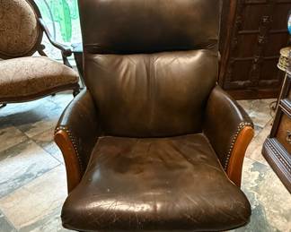 Western Style Leather Executive Office Chair