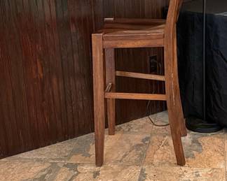 Bar stool