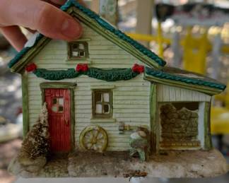 Christmas Valley Collectible House