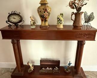 Vintage Wooden Console Table with Decorative Accents