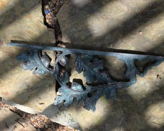 Cast Iron Oak Leaf and Acorn Shelf Bracket