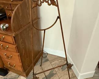 Ornate Metal Floor Easel Stand