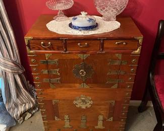 Oriental Cabinet 