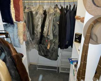 Men’s Dress Slacks 38, Men’s Dress Coats 44reg