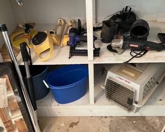 Sprinklers, pet Carrier