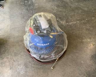 Air compressor 