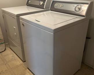 Speed Queen washer, dryer matched set. 