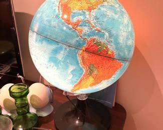 Light up globe