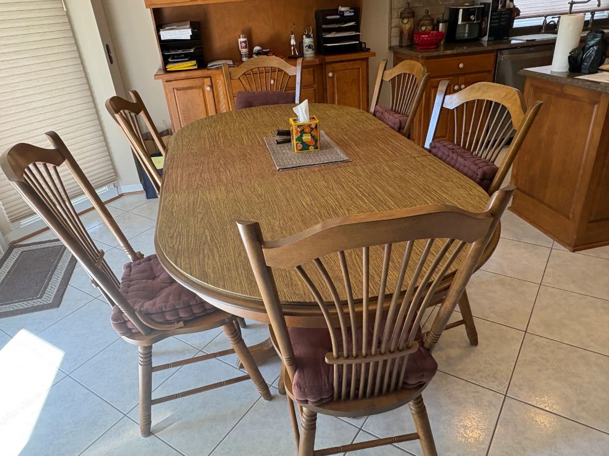 . . . great Amish-style table and chairs