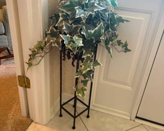 . . . faux ivy and plant stand