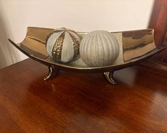 . . . beautiful console and accent orbs