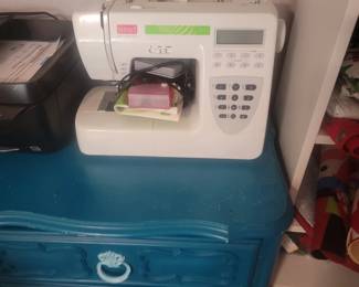 Full embroidery machine. Thread, pedal, books all included.