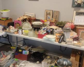 Pictures, Vintage glass, Vintage Dishes, kitchen appliances. 