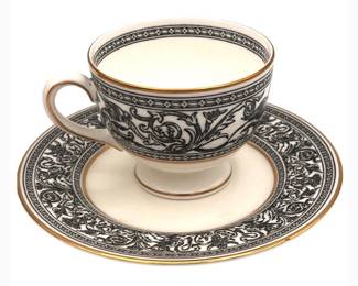 Wedgewood Florentine Black (Black Dragons)