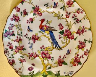 Antique pair of Chelsea Bird plates