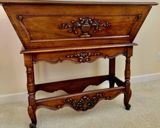 Early 19th Century Walnut French Provincial Petrin
