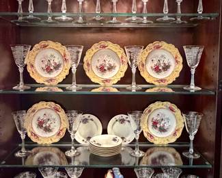 Gorgeous antique crystal MINT
