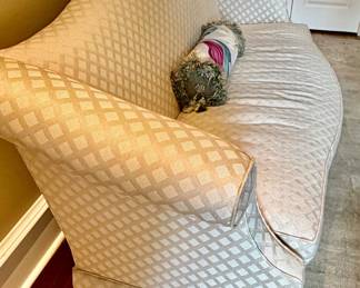 Bench made ROGERS MENZIES Queen Anne settee