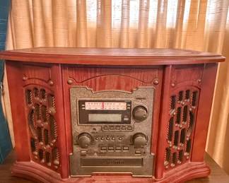 Innovative Technology ITRR-501 5-in-1 Wooden Recordable Music Center