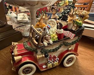 Fitz and Floyd "Santa's Classic Car" Musical