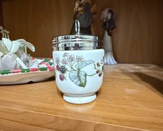 Royal Worcester Evesham Gold Egg Coddler