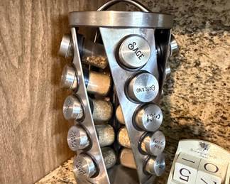 Kamenstein 20 Jar Revolving Spice Rack with Glass Jars