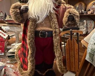Rustic Buffalo Plaid Santa Claus Figurine with Fur Trim