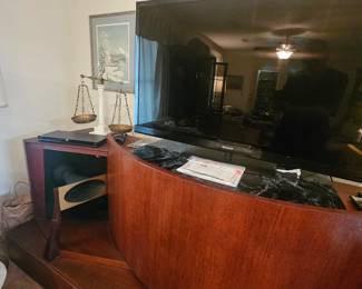 JBL Paragon D44000 ~1,000 ever made. Pure mid-century audio art. Original plans + laminate included. Year made: 1958! Picture 1 of 4 of this beauty. Everyone's inquiring about this.