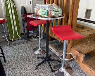 Snap-On Tools pub table