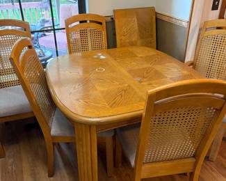 Dining room table