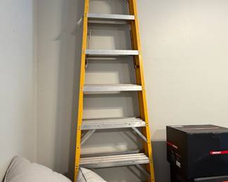 Ladder, tools