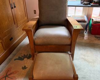 STICKLEY PRAIRIE ROCKER AND FOOT STOOL