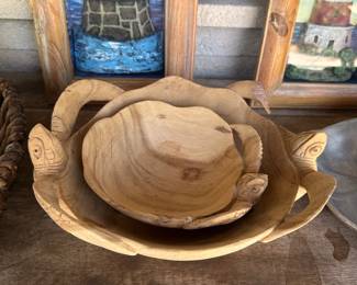 The turtle bowls are sold.