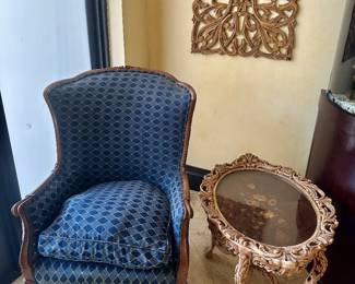 The wood trellis art and table are sold.