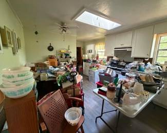 TONS OF ITEMS TO BE UNPACKED, THIS HOUSE PACKED!