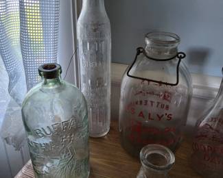 Shell oil bottle