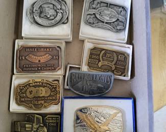 Belt buckles 