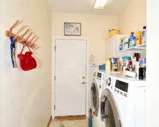 1094Laundry Room