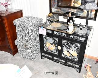 0049Living Room