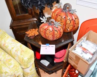 0443Family Room