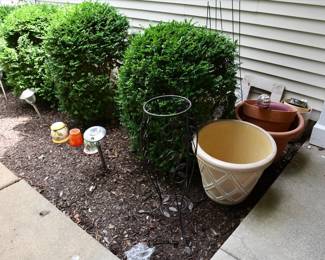 1221Back Yard