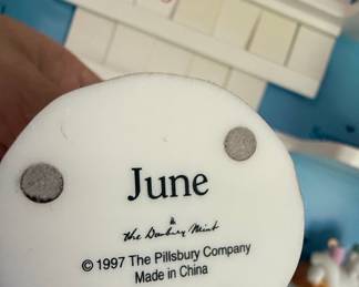 Danbury Mint 1997 Pillsbury Doughboy Perpetual Calendar