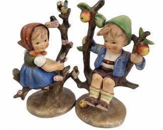 Goebel Hummel "Apple Tree Children" Figurine Set
