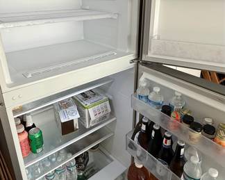 Samsung RT16A6195SR Refrigerator