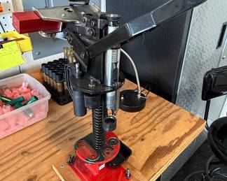 MEC 600 Jr Mark V Shotshell Reloader